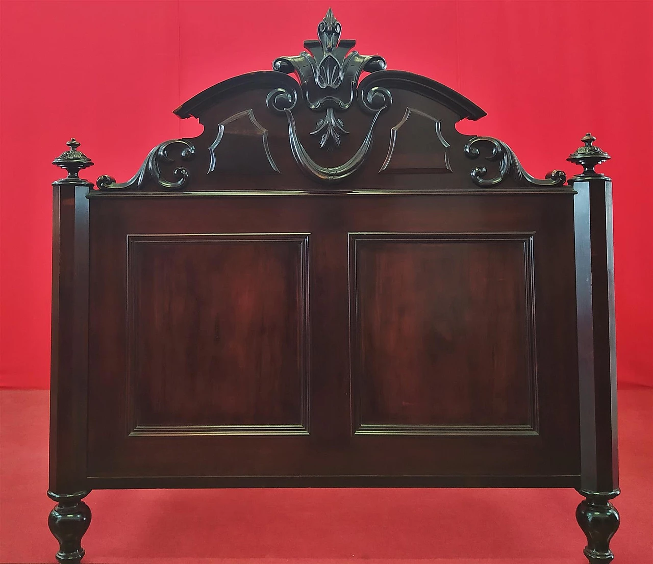 Rosewood bed, mid 19th century 8