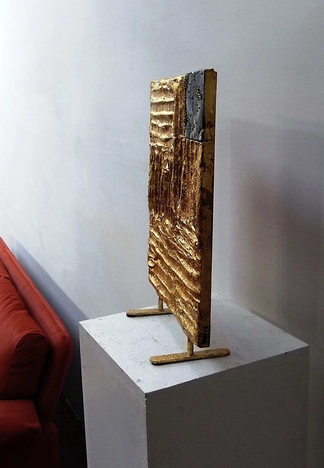 Gold leaf sculpture, 2000 1205972