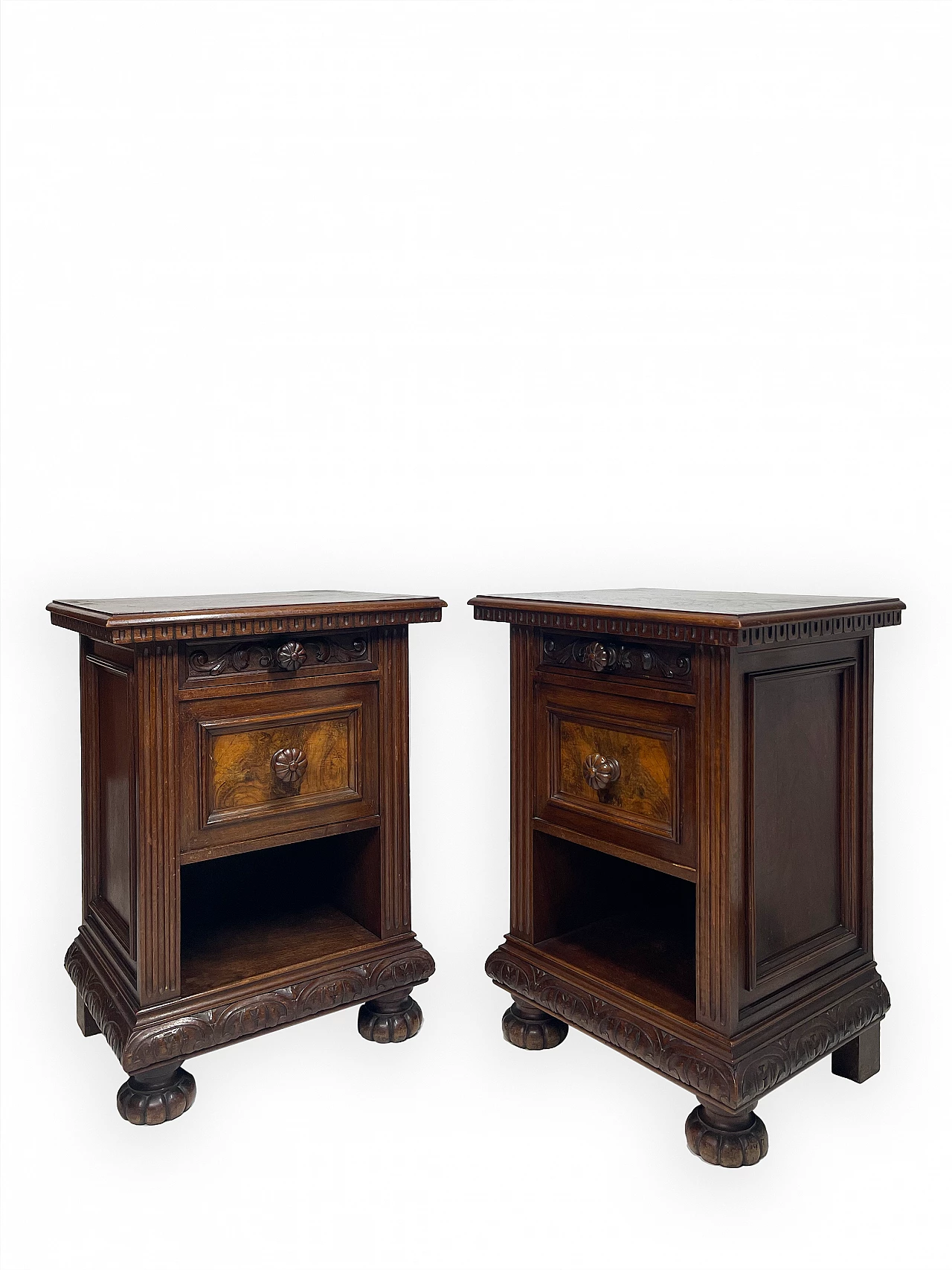 Pair of walnut bedside tables by F.lli Cavatorta, 19th century 6