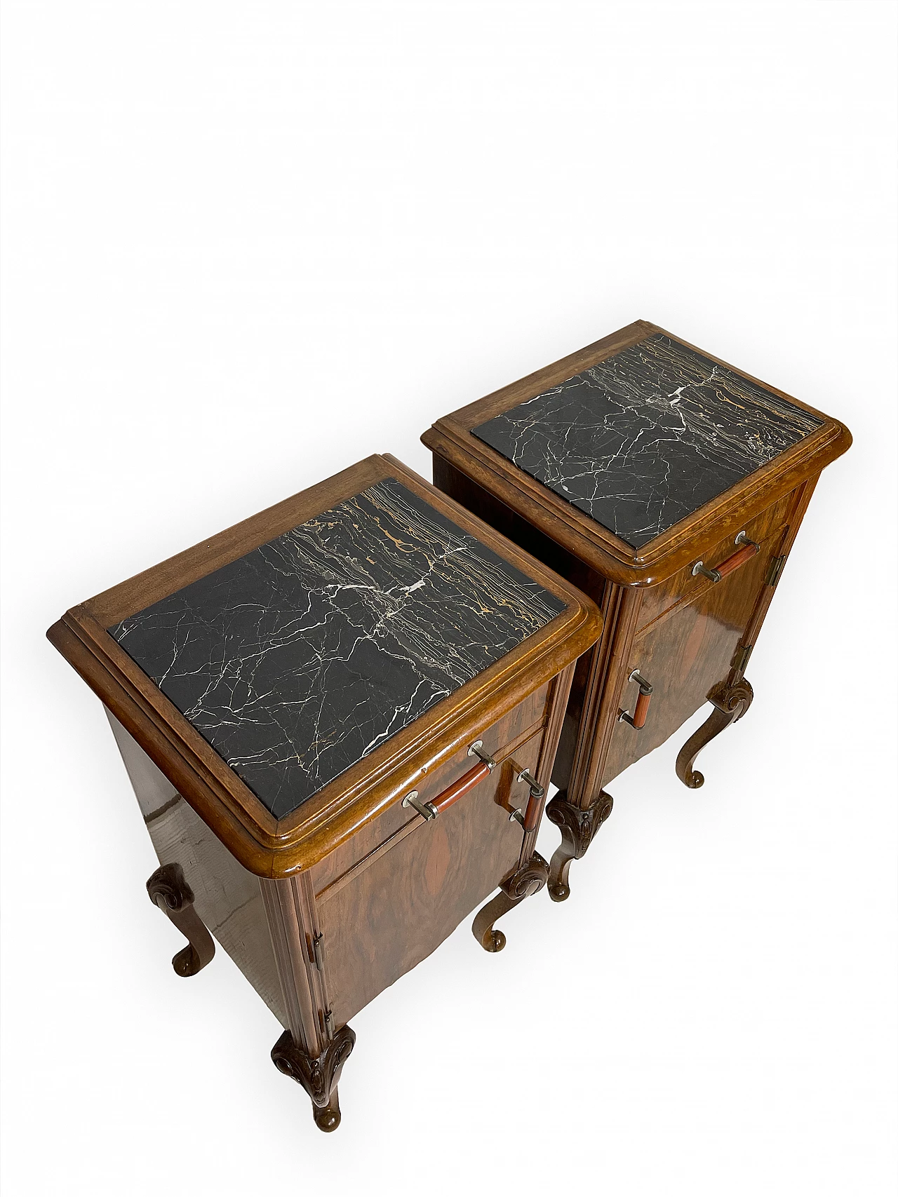 Pair of walnut bedside table with black veined marble top, 1930s 5