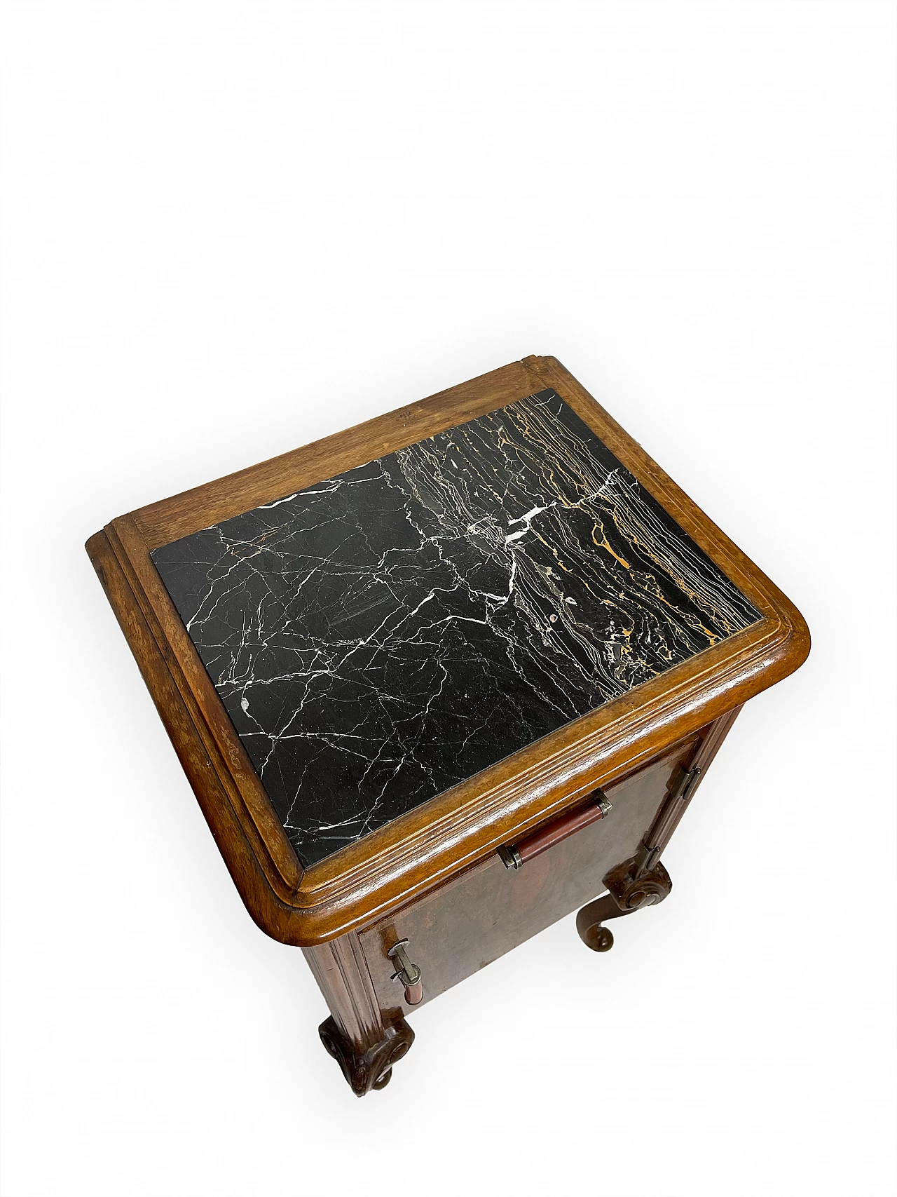 Pair of walnut bedside table with black veined marble top, 1930s 12