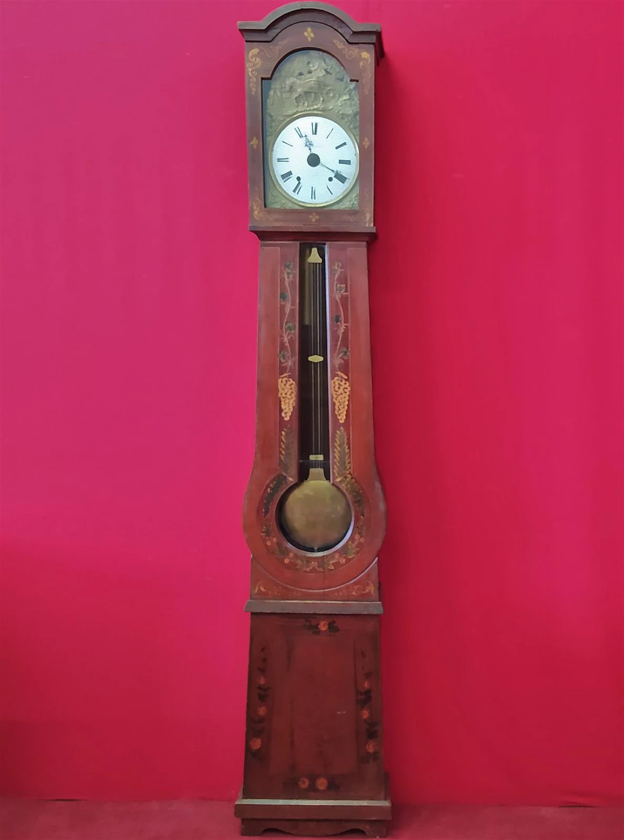 Red lacquered and painted spruce pendulum clock, mid-19th century 9