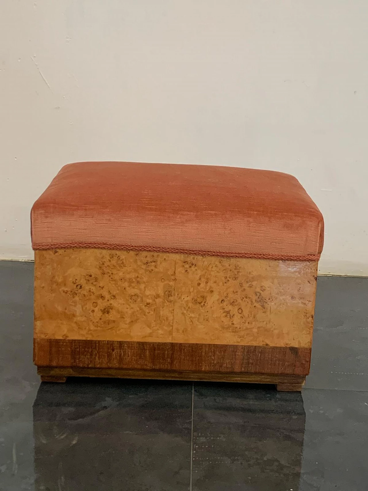 Pouf in walnut and thuja root, 1930s 2