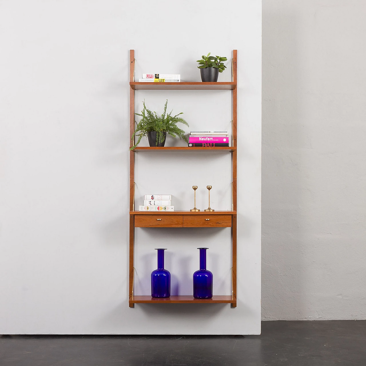 Hanging bookcase with console in the style of Poul Cadovius, 1960s 1