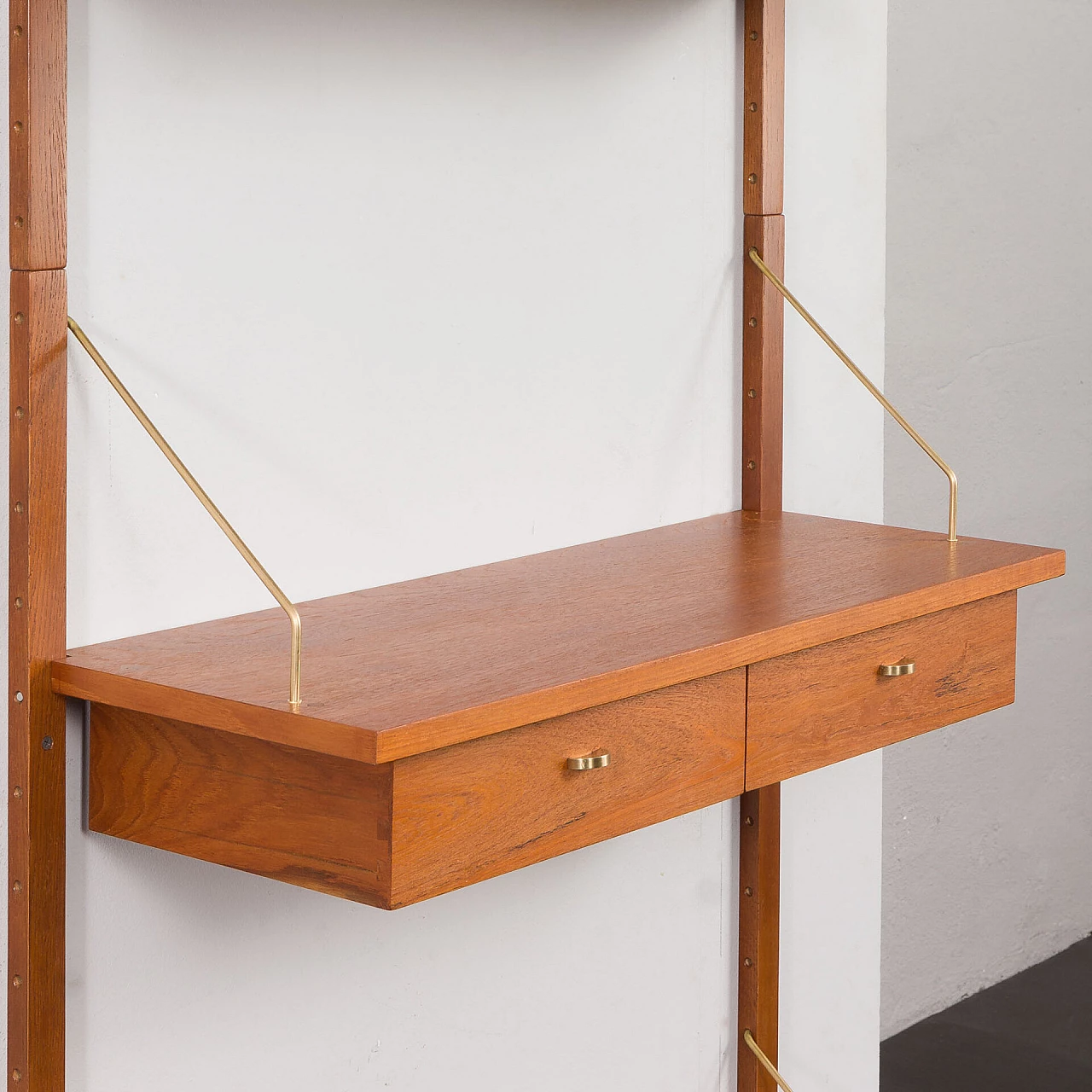 Hanging bookcase with console in the style of Poul Cadovius, 1960s 13