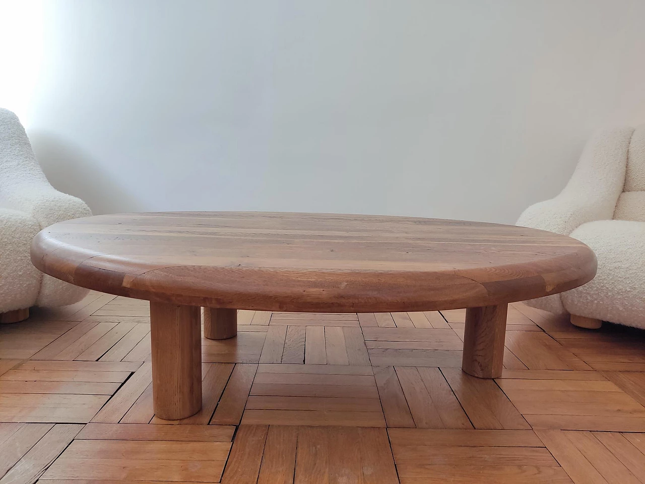 Tavolino ovale treppiede in legno massello, anni '60 9