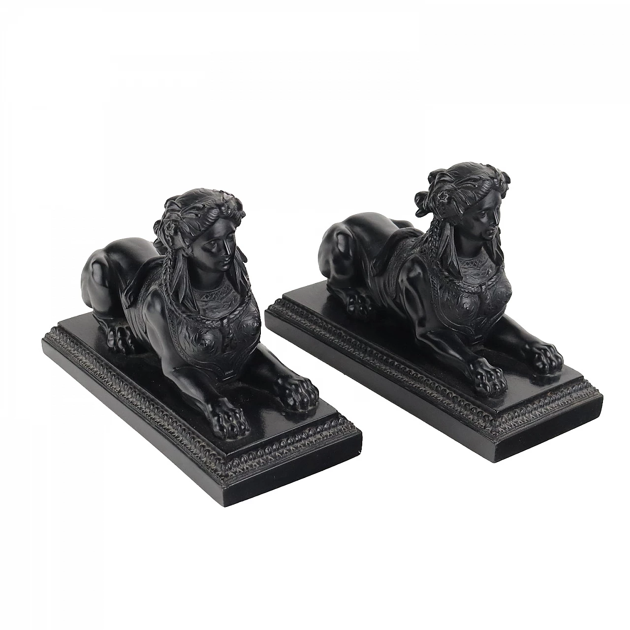Pair of patinated resin sphinxes in black 1