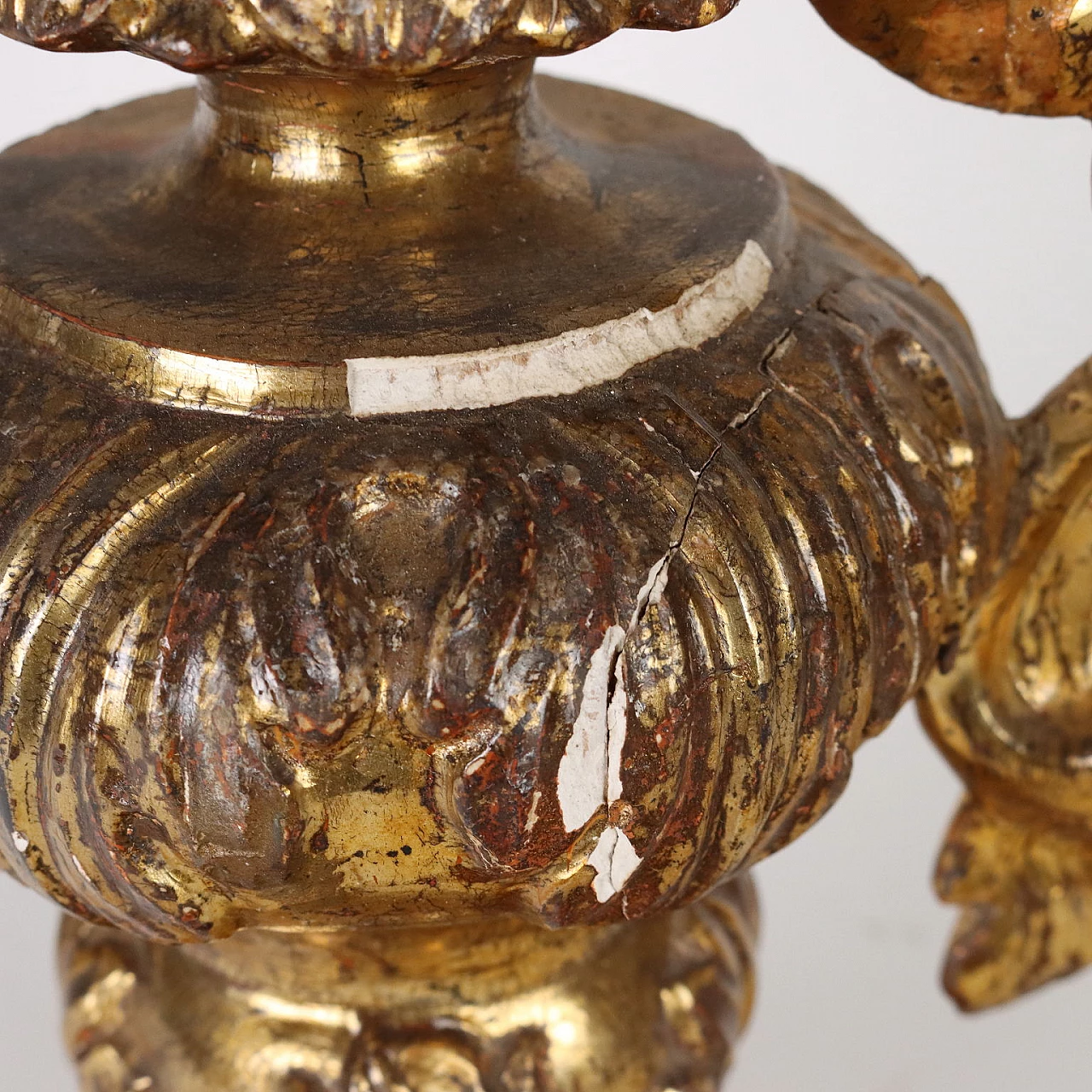 Coppia di vasi barocchi in legno dorato e laccato, '700 8
