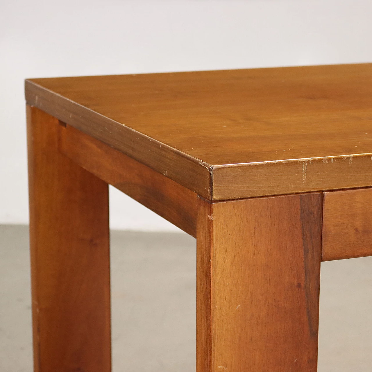Walnut veneered wood table, 1970s 3