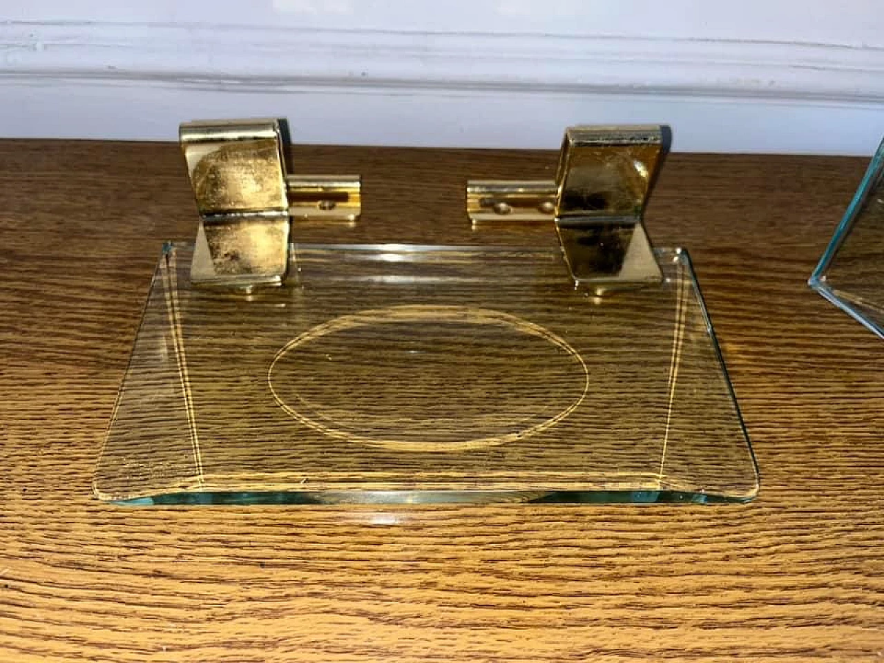 Soap and toilet paper holder in glass and brass by Fontana Arte, 1940s 7