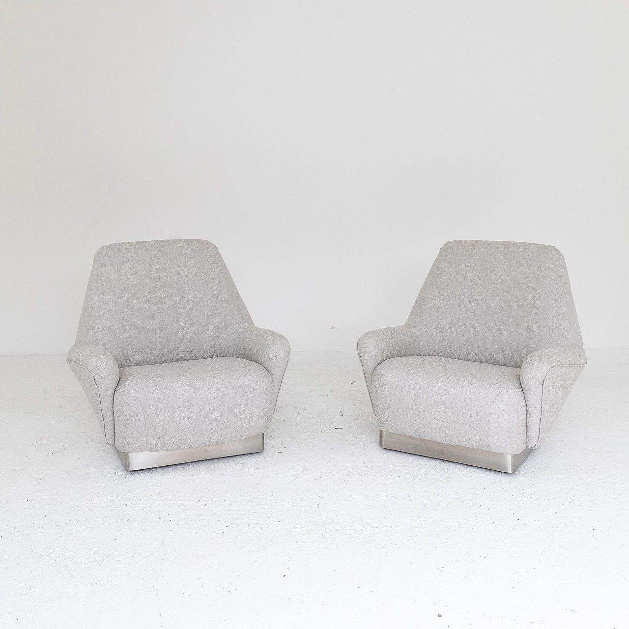 Pair of armchairs by Gianni Moscatelli for Formanova, 1960s 1