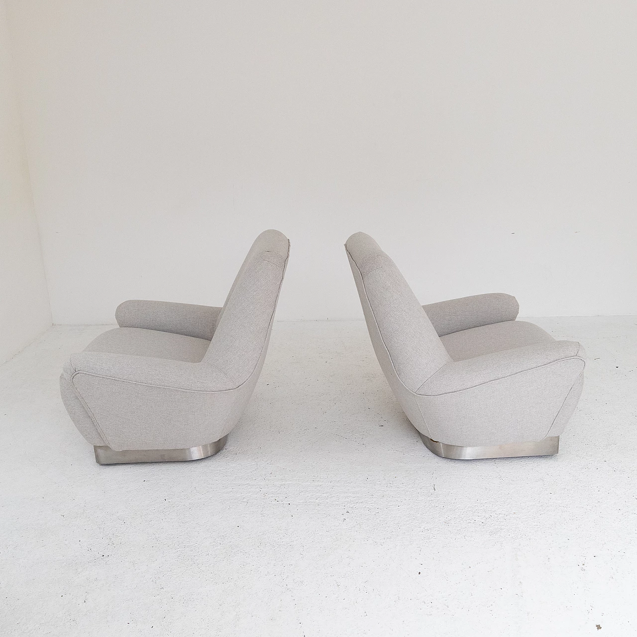 Pair of armchairs by Gianni Moscatelli for Formanova, 1960s 3
