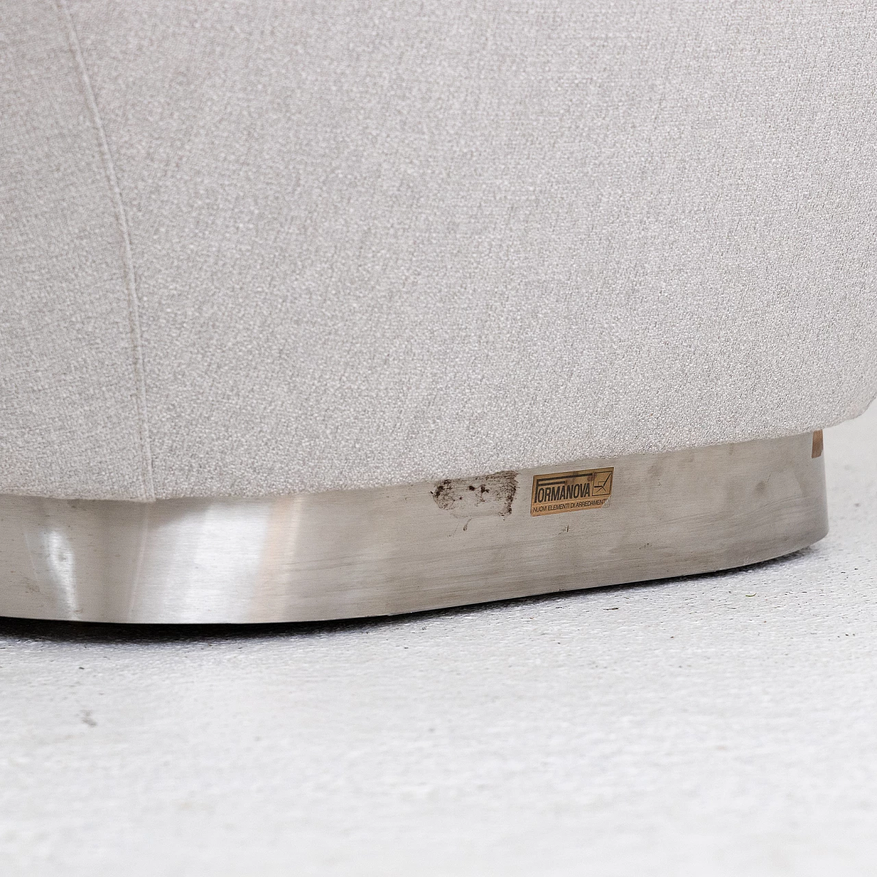 Pair of armchairs by Gianni Moscatelli for Formanova, 1960s 5