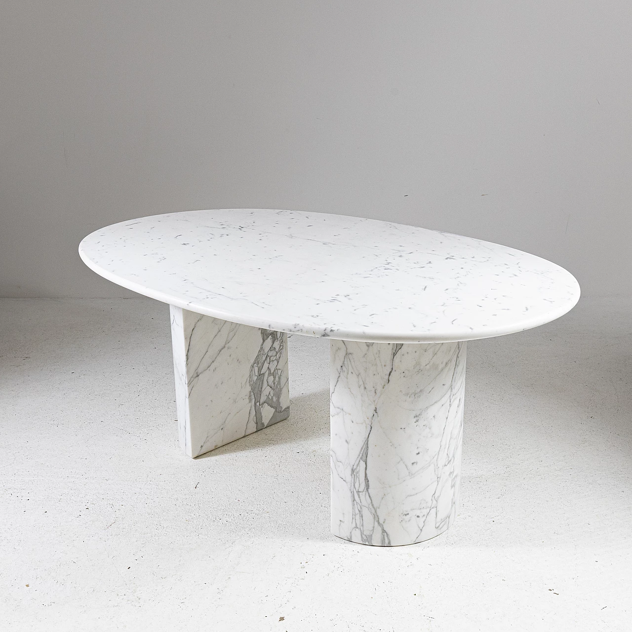 Tavolo ovale in marmo bianco di Carrara, anni '70 1