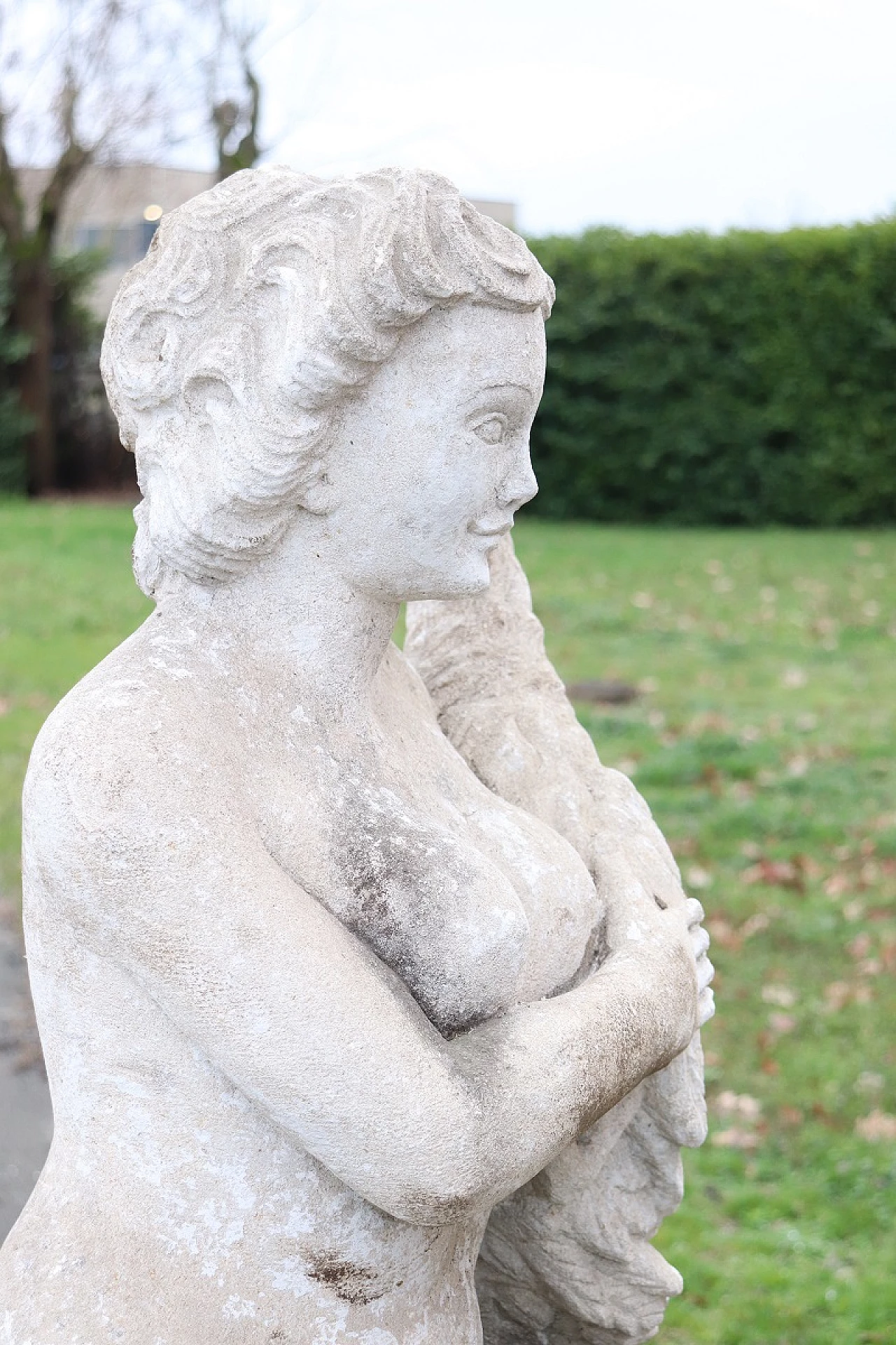 Leda e il cigno, statue in cemento e polvere di marmo, anni '20 10