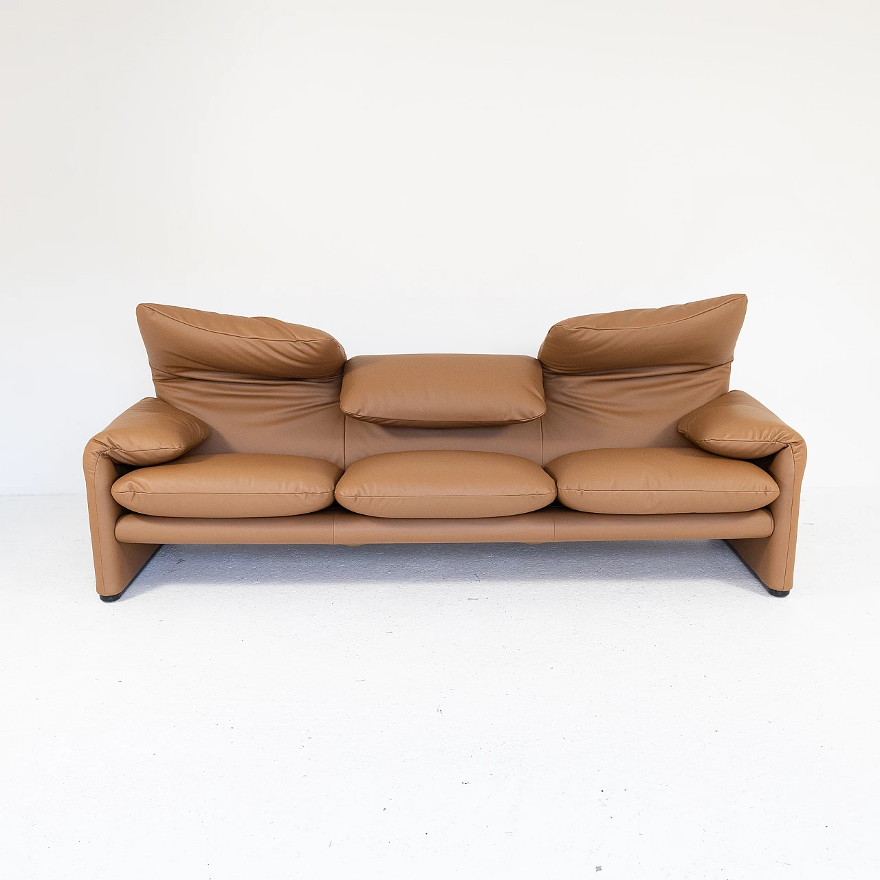 Maralunga sofa by Vico Magistretti for Cassina, 1970s 4