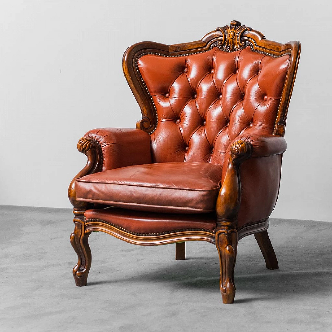 Coppia di Poltrone in legno e in pelle marrone, anni '50 2
