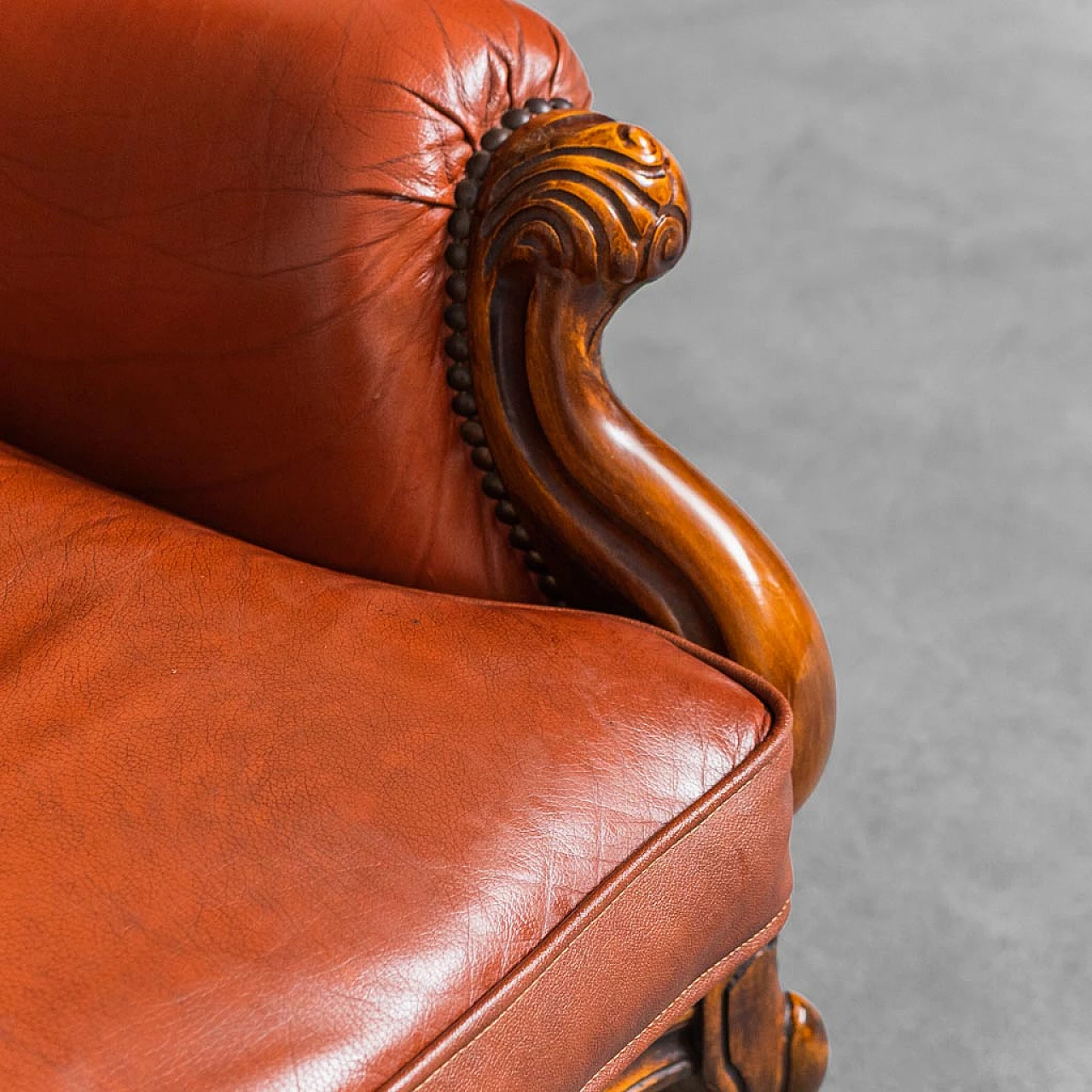 Coppia di Poltrone in legno e in pelle marrone, anni '50 5