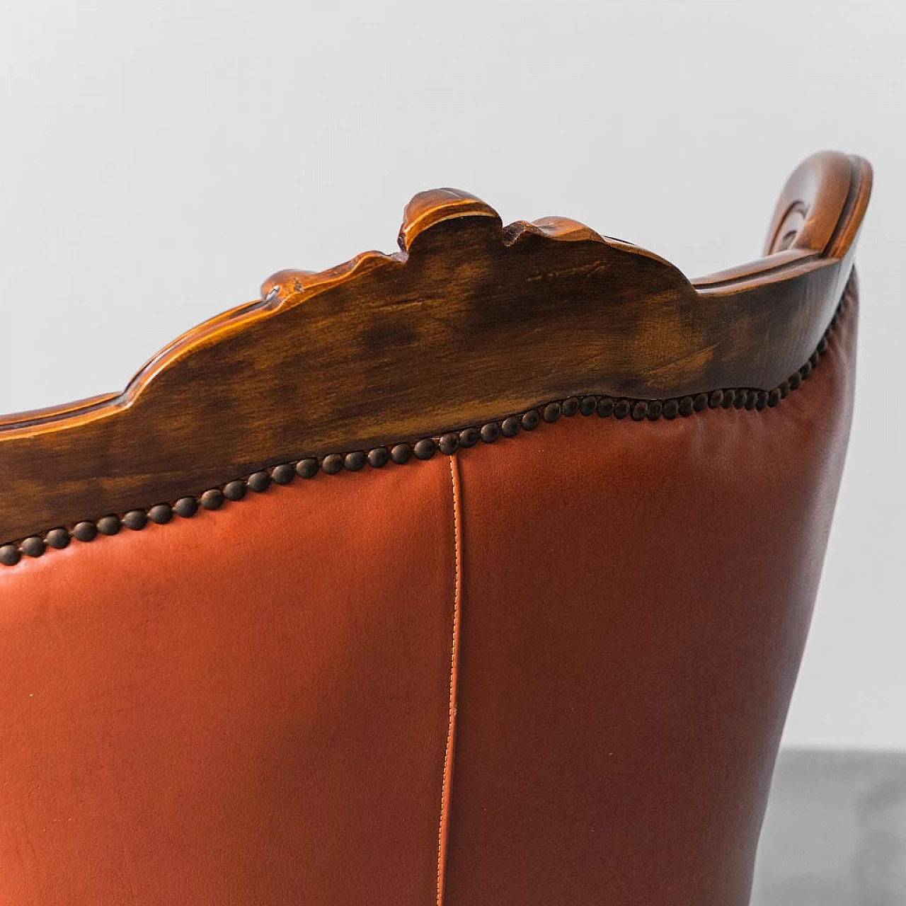 Coppia di Poltrone in legno e in pelle marrone, anni '50 6