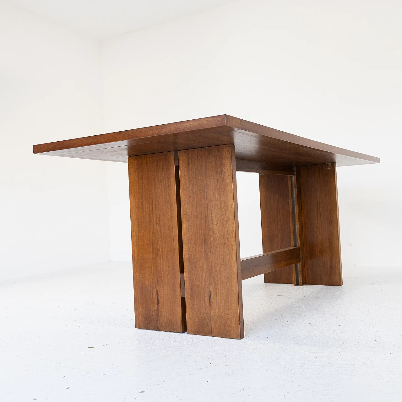 Walnut table by Bernini, 1970s 3