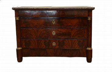 Empire chest of drawers in mahogany veneer, early 19th century