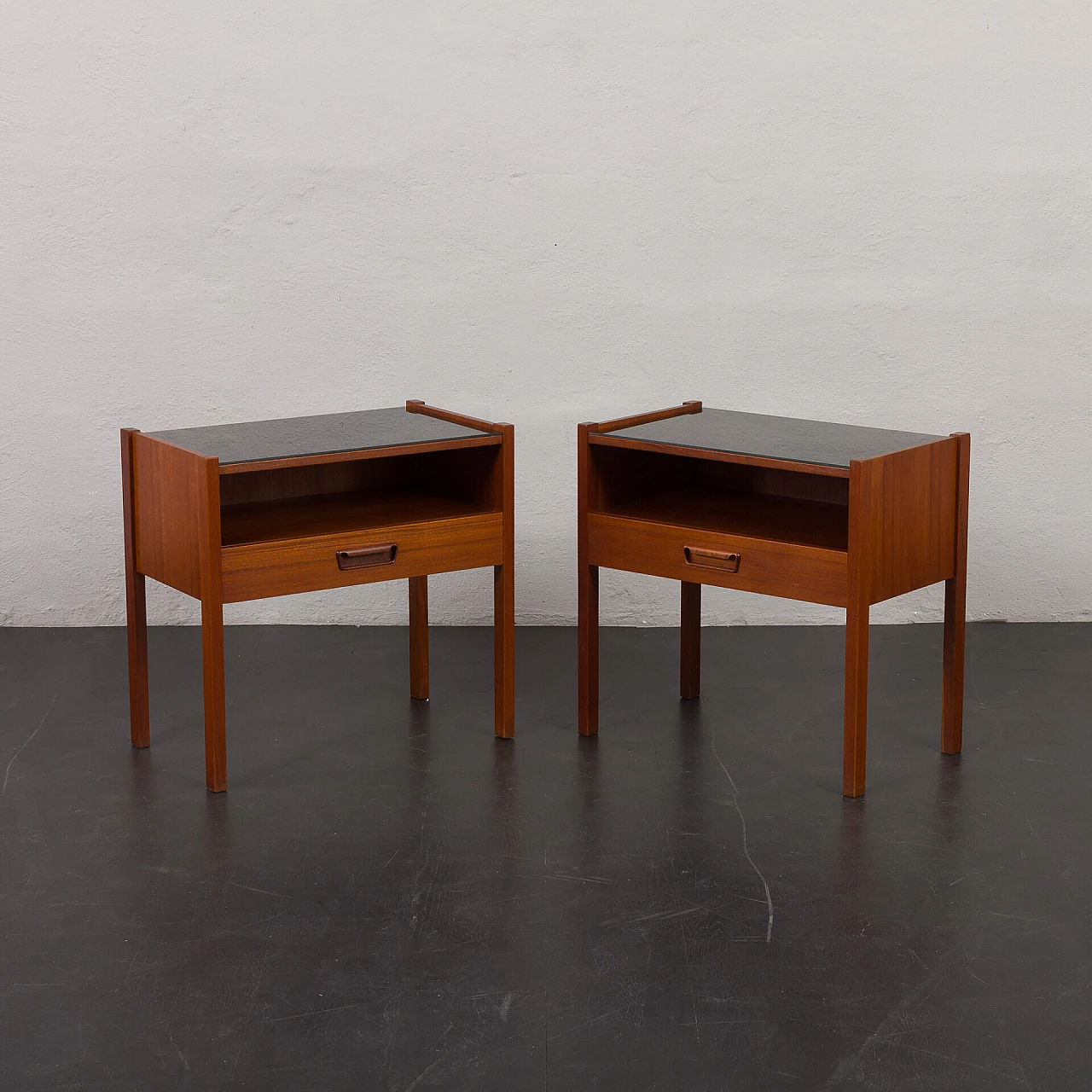 Pair of teak bedside tables with black glass top, 1960s 2