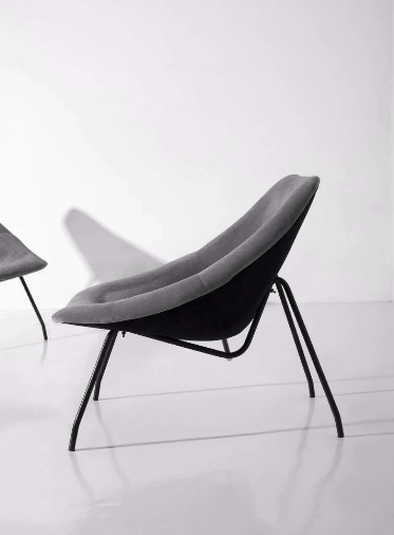 Coppia di poltrone attribuite ad Augusto Bozzi, anni '50 4