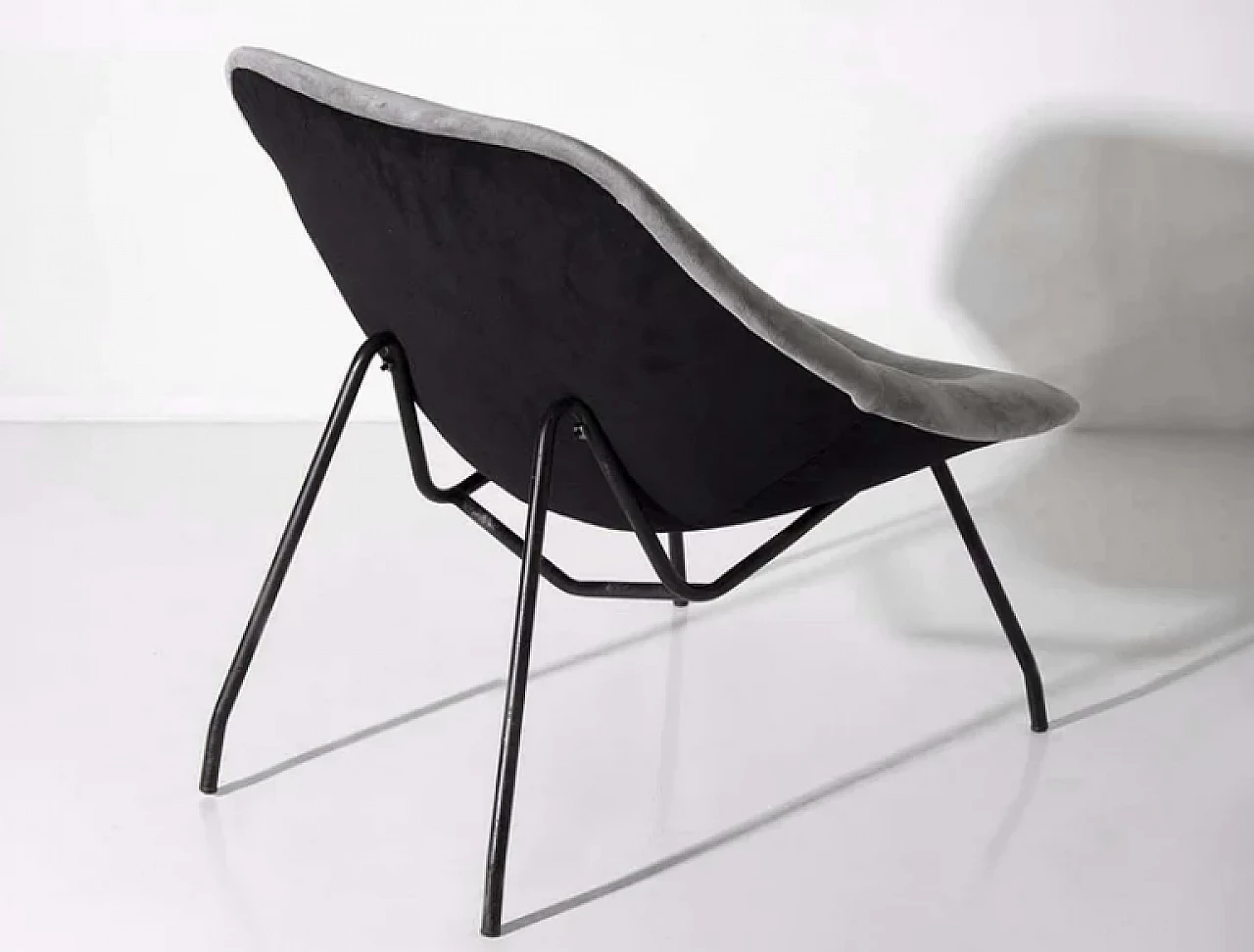 Coppia di poltrone attribuite ad Augusto Bozzi, anni '50 6