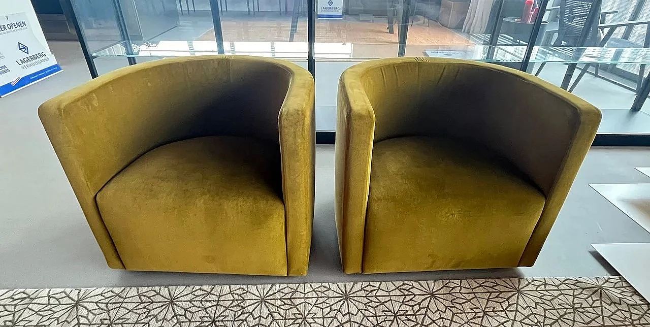 Pair of Confidential armchairs by Piero Lissoni for Living Divani 1