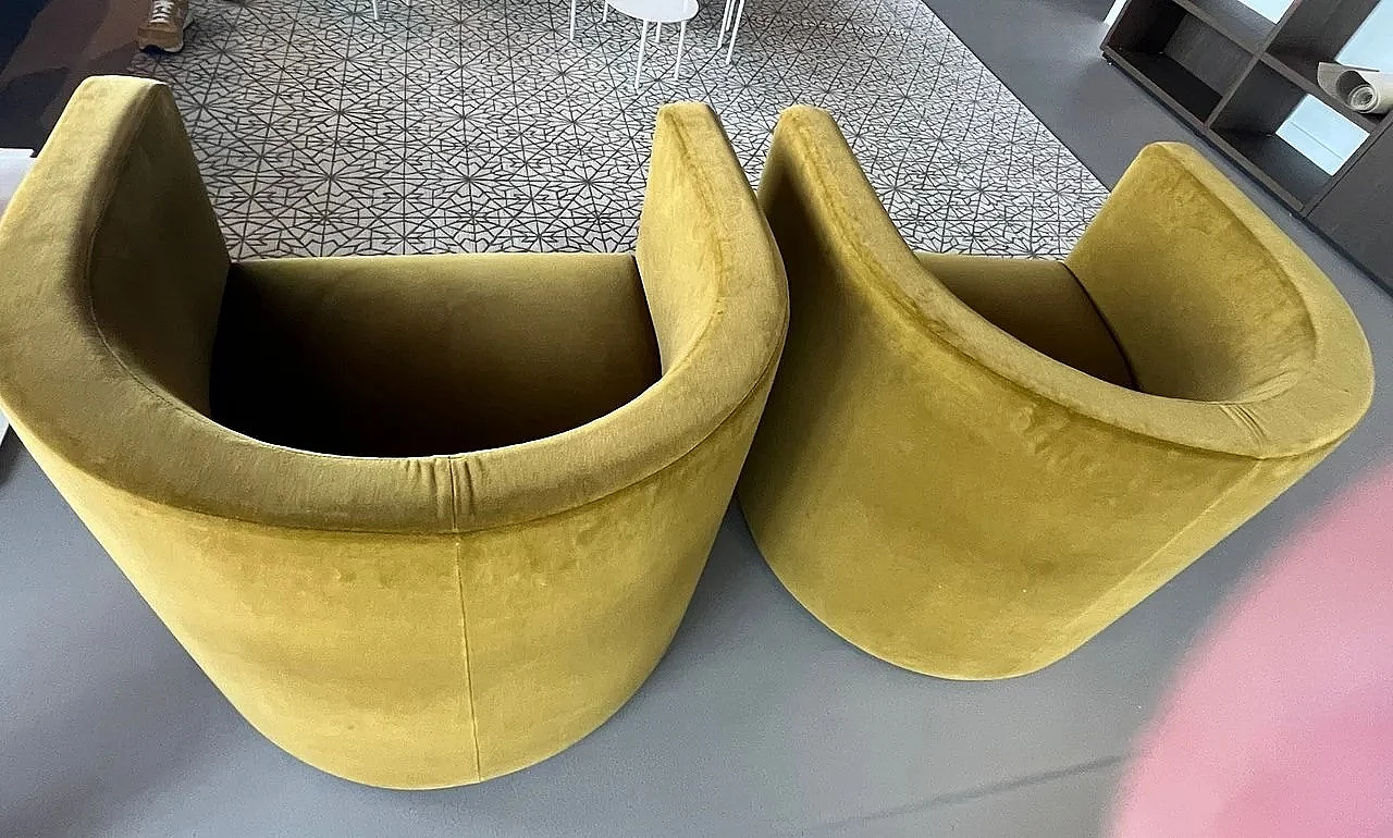 Coppia di poltrone Confidential di Piero Lissoni per Living Divani 2