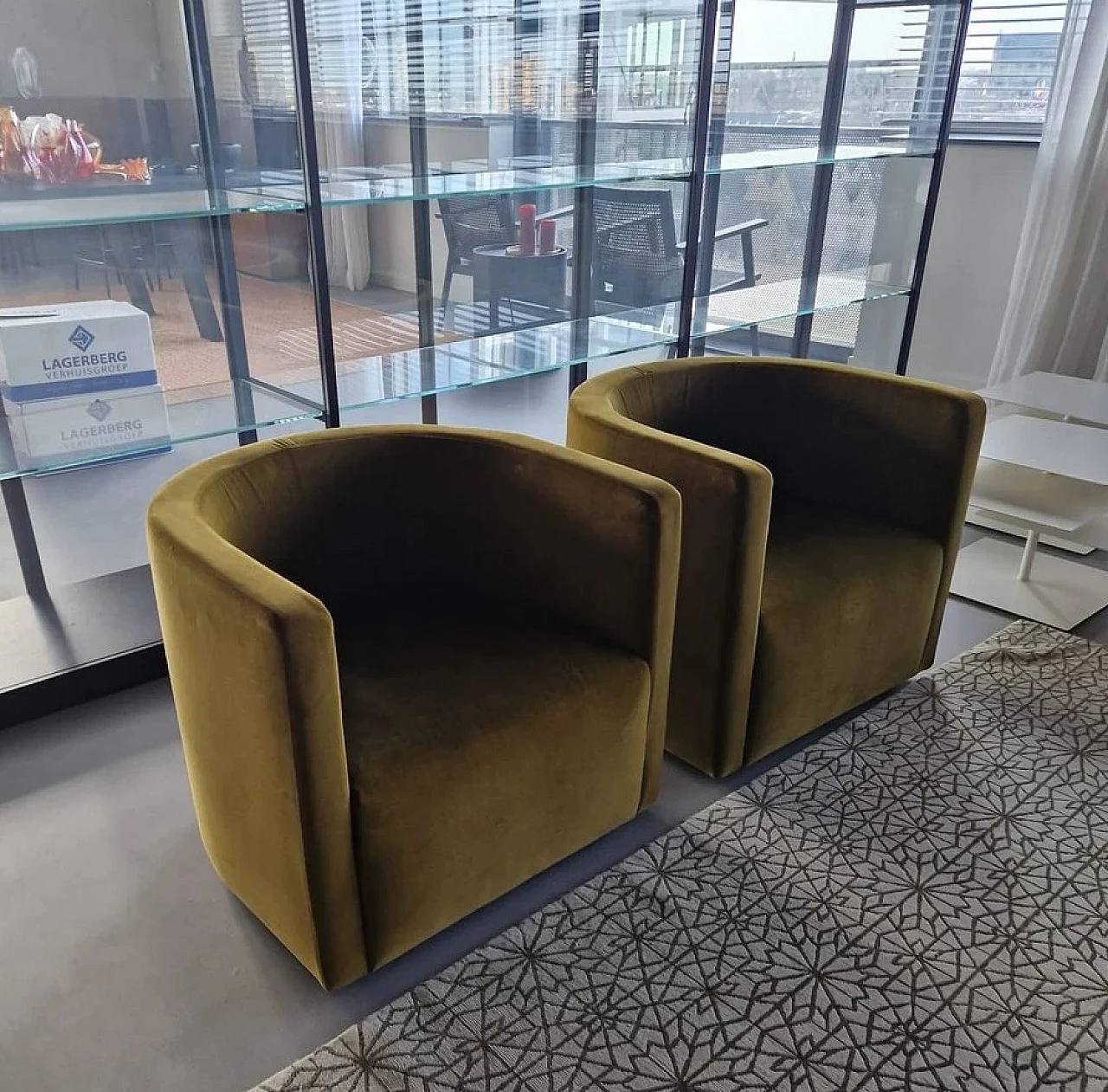 Coppia di poltrone Confidential di Piero Lissoni per Living Divani 6