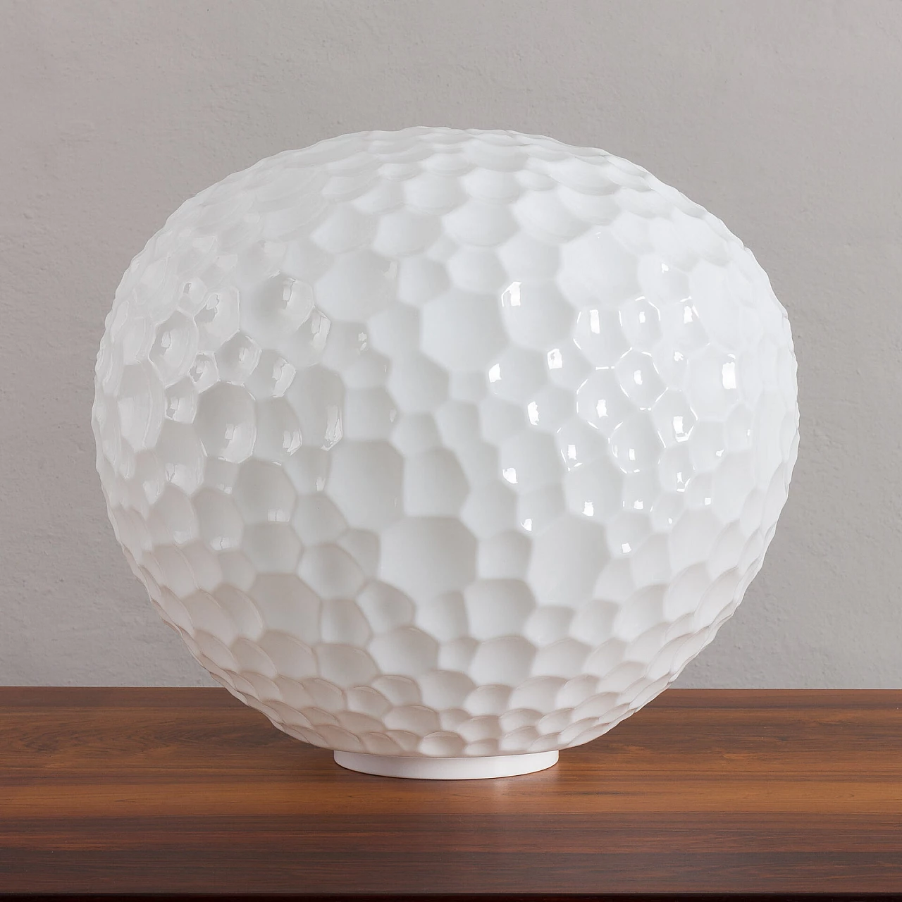 Meteorite table lamp by Pio and Tito Toso for Artemide 2