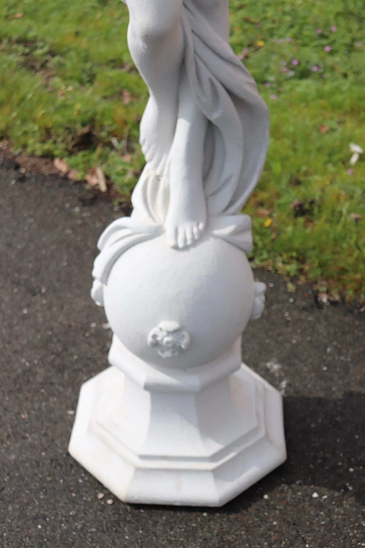 Dancing Venus, statue in Carrara marble powder, 1990s 5