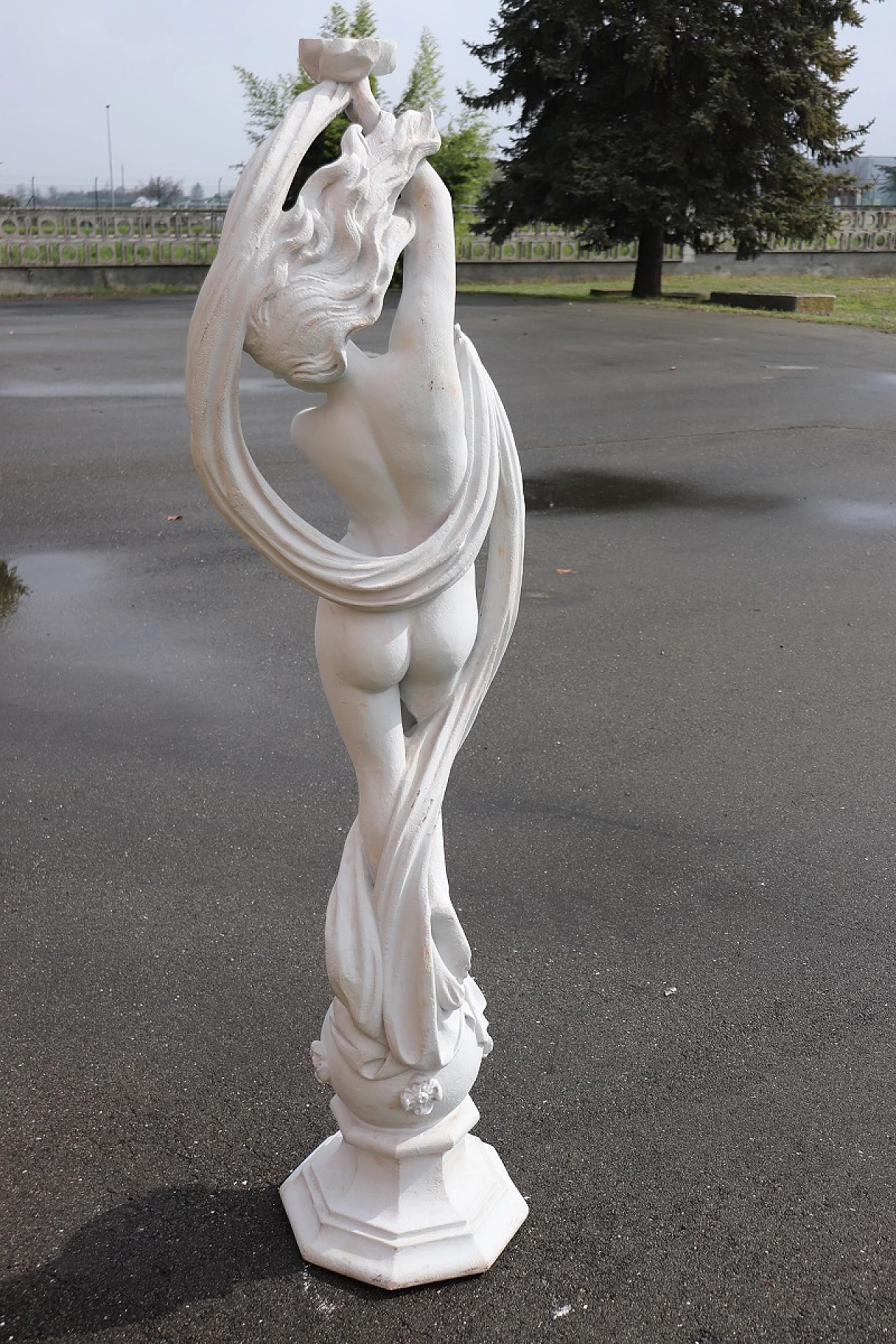 Dancing Venus, statue in Carrara marble powder, 1990s 6