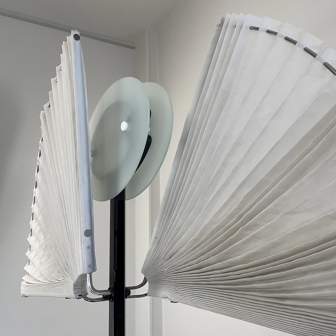 Butterfly floor lamp by Afra and Tobia Scarpa for Flos, 1980s 8