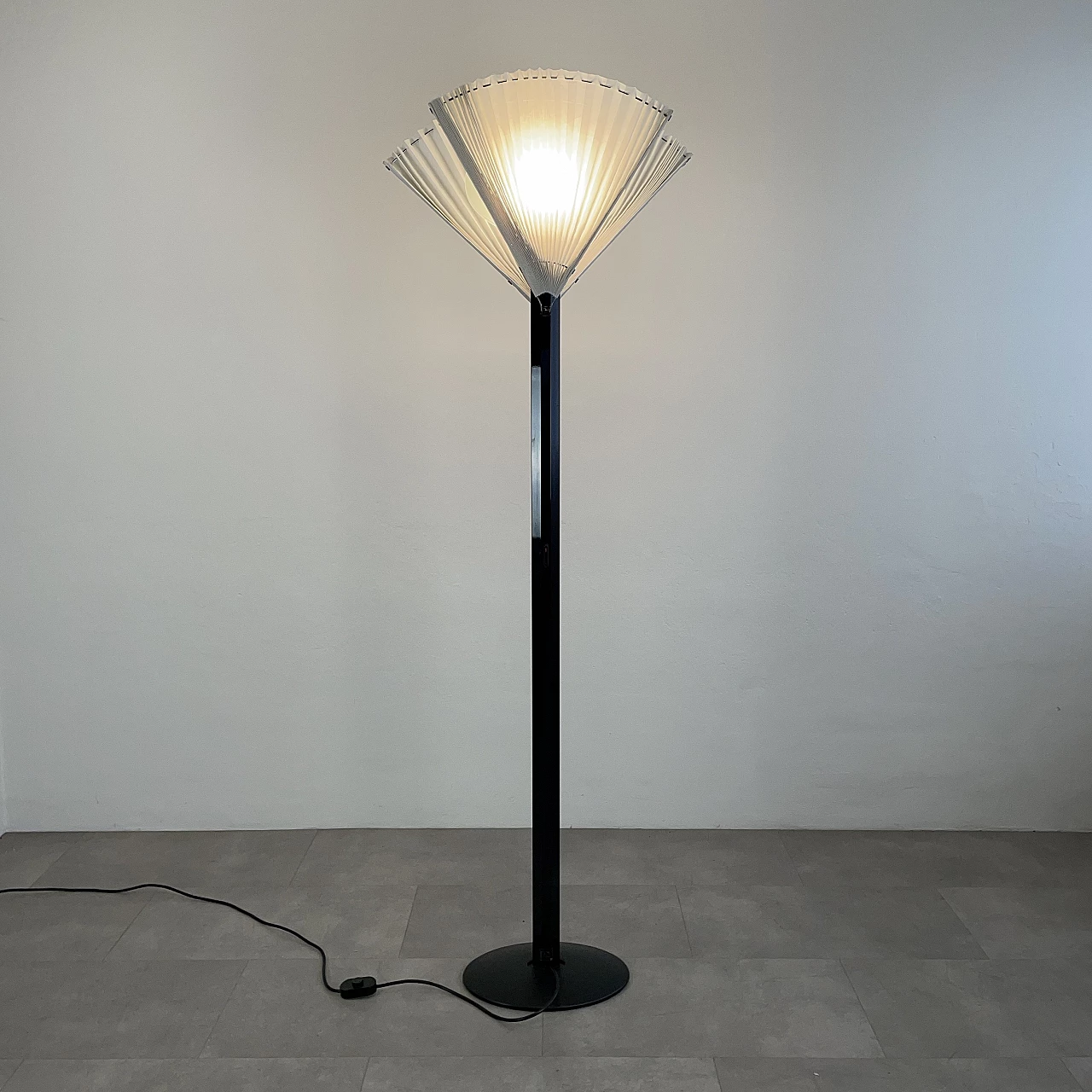 Butterfly floor lamp by Afra and Tobia Scarpa for Flos, 1980s 18