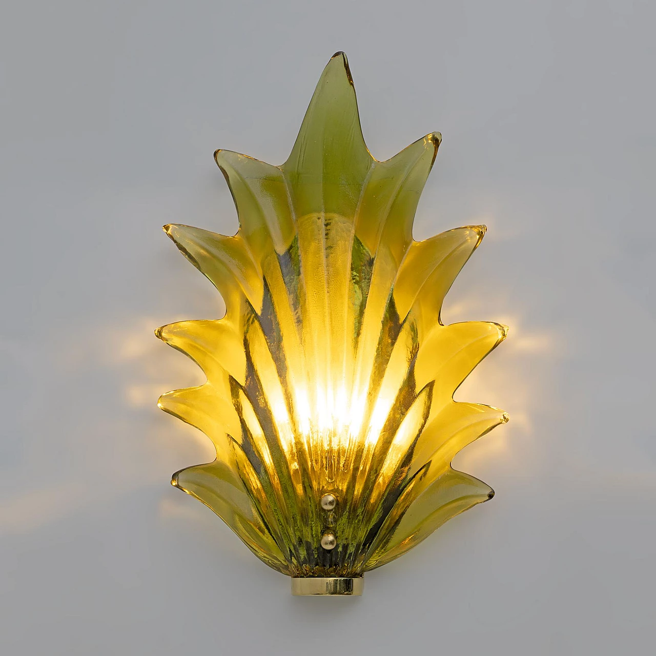 Pair of leaf wall lights in the style of Barovier & Toso, 1980s 3