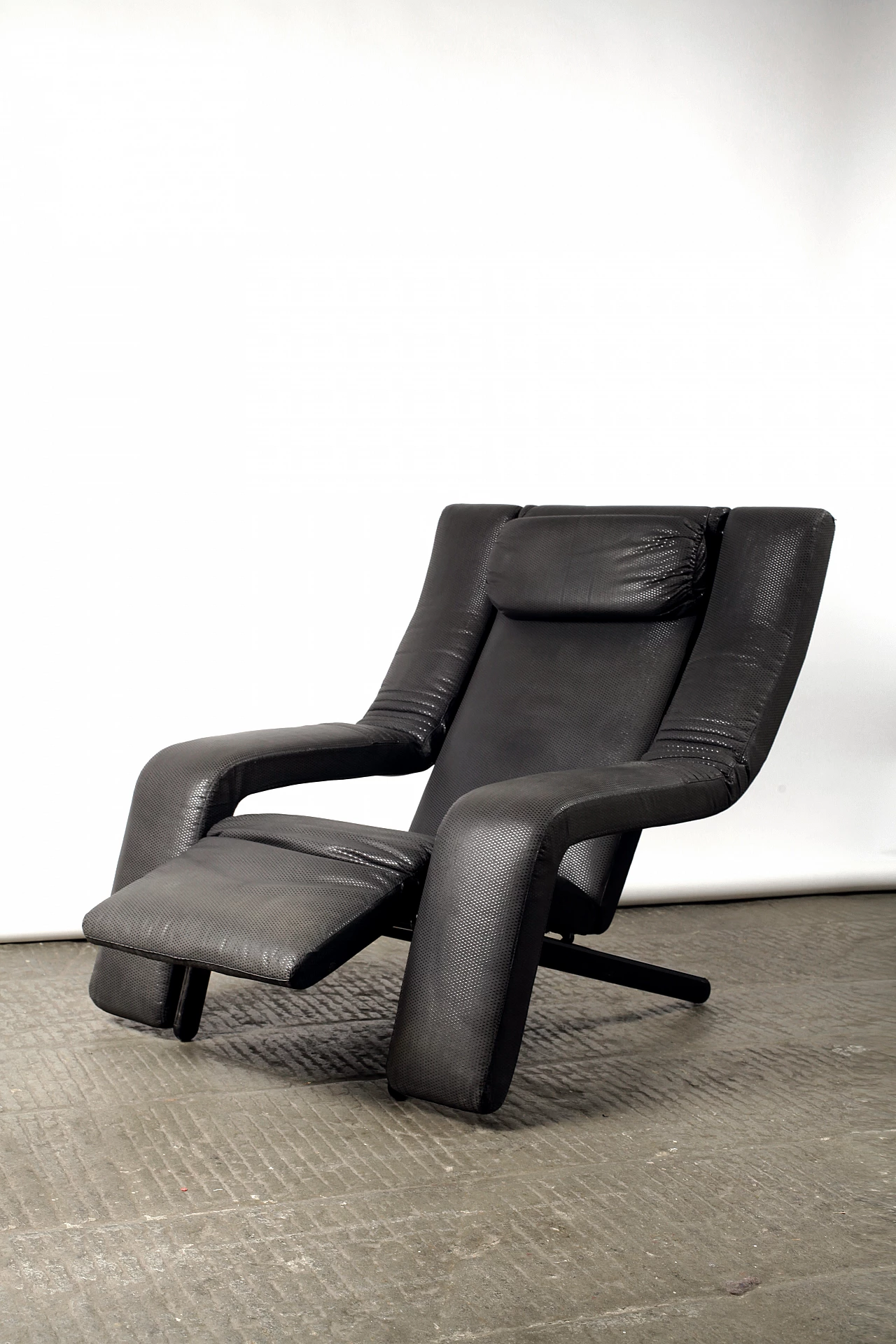 Kil Kis leather armchair by Brunati, 1990s 3