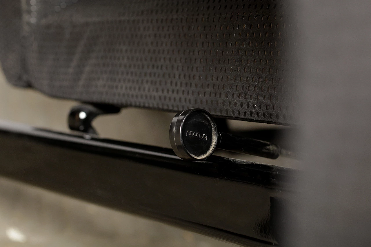 Kil Kis leather armchair by Brunati, 1990s 6