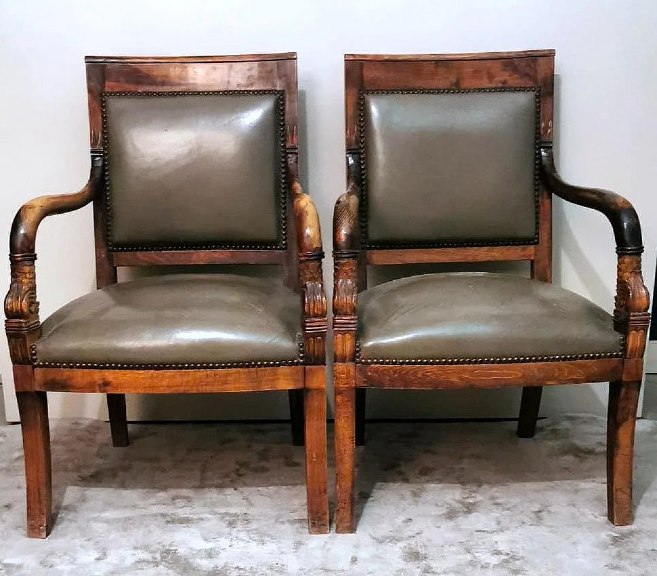 Coppia di sedie Antique Master Carlo X in rovere e cuoio, '800 3