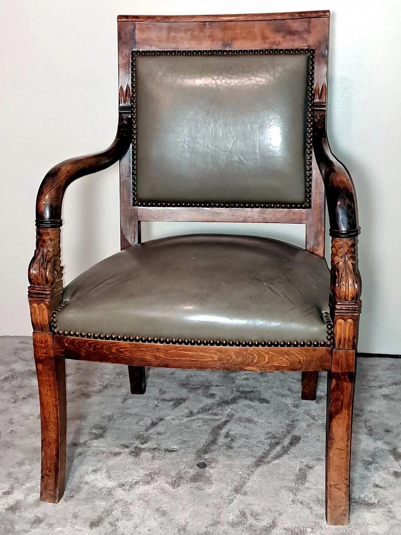 Pair of Charles X oak and cuoio Antique Master chairs, 19th century 10