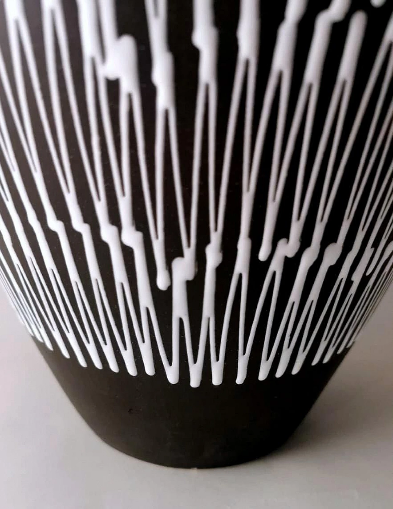 Brocca in ceramica Fat Lava, anni '60 12