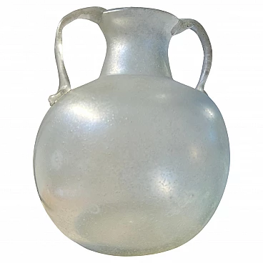 Vaso ad anfora in vetro scavo attribuito a Cenedese, anni '60