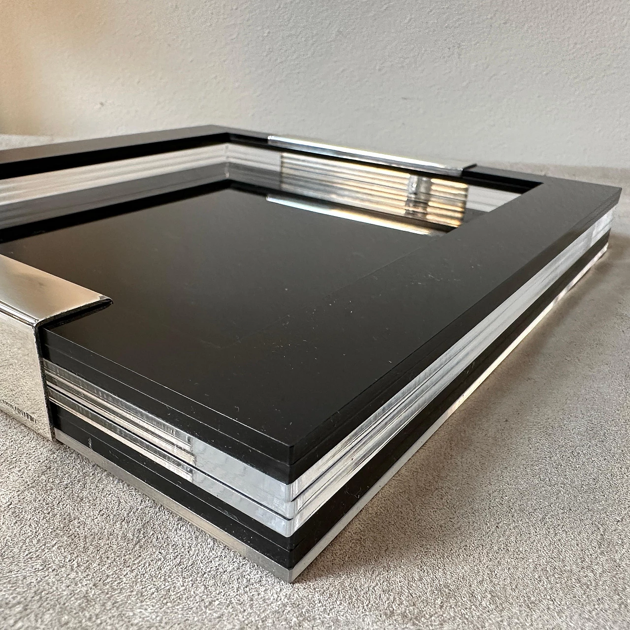 Silver and plexiglass tray by Greggio, 1990s 6