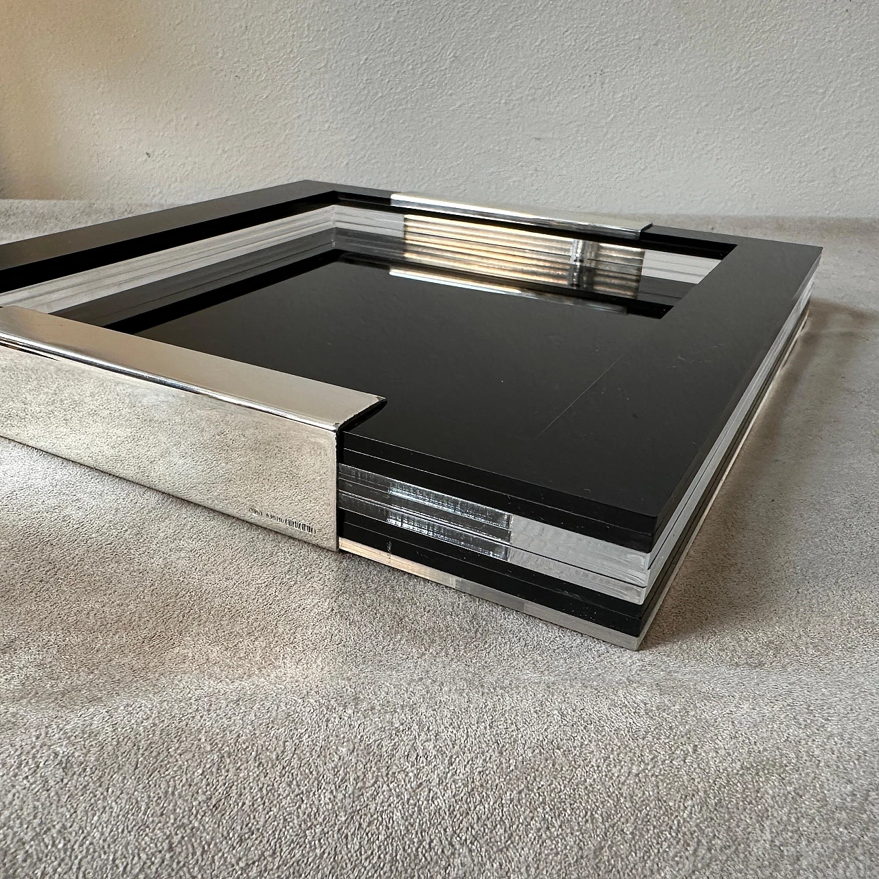 Silver and plexiglass tray by Greggio, 1990s 7