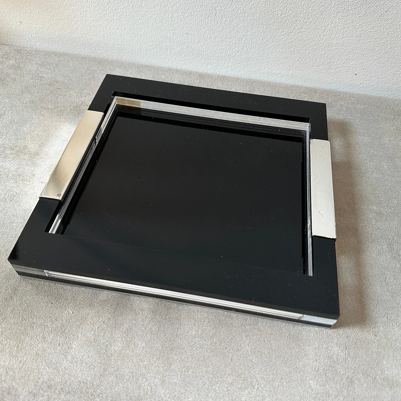 Silver and plexiglass tray by Greggio, 1990s 9