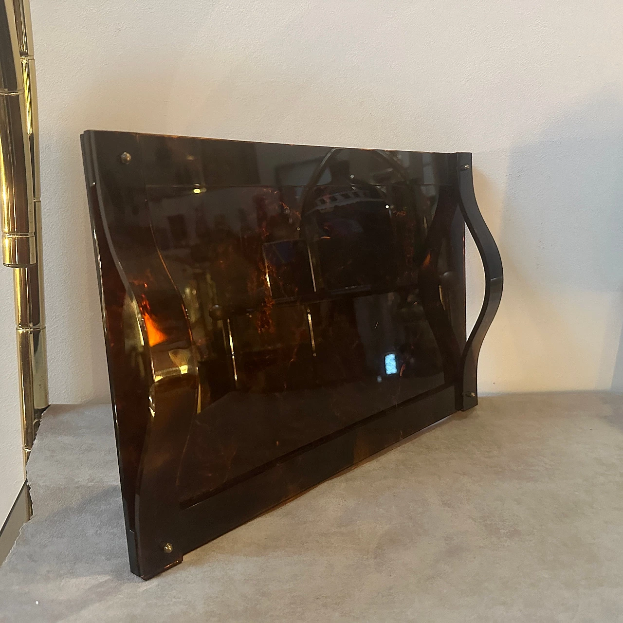 Tortoiseshell effect lucite tray in the style of Dior Home, 1970s 3