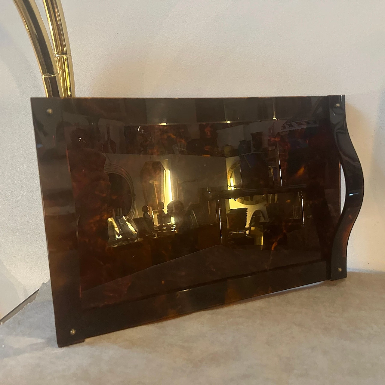 Tortoiseshell effect lucite tray in the style of Dior Home, 1970s 5