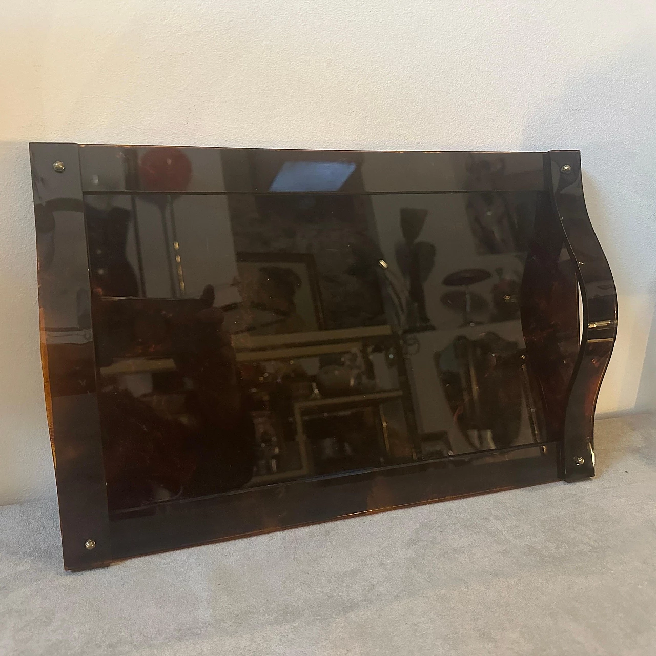 Tortoiseshell effect lucite tray in the style of Dior Home, 1970s 6