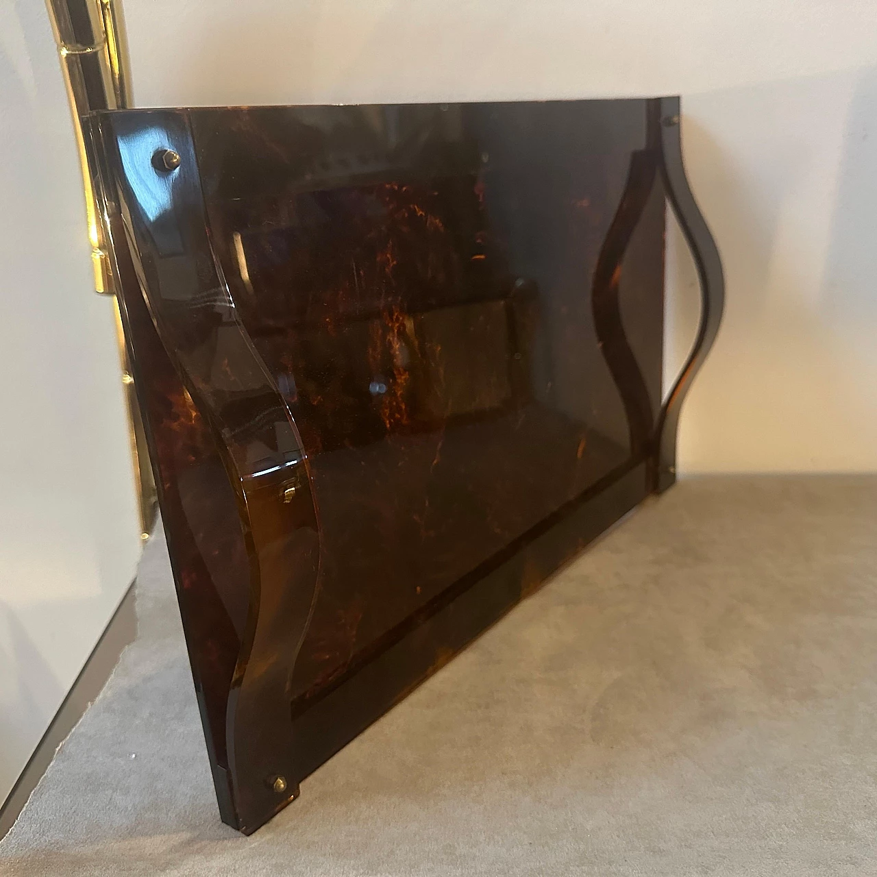Tortoiseshell effect lucite tray in the style of Dior Home, 1970s 7